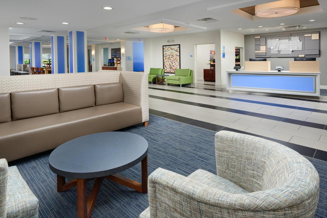 Holiday Inn Express - Tullahoma By Ihg מראה חיצוני תמונה