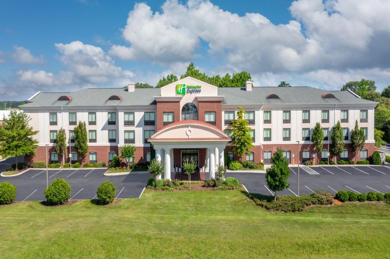 Holiday Inn Express - Tullahoma By Ihg מראה חיצוני תמונה