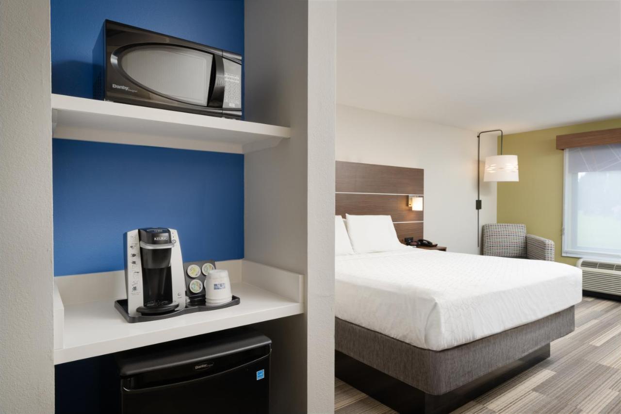 Holiday Inn Express - Tullahoma By Ihg מראה חיצוני תמונה