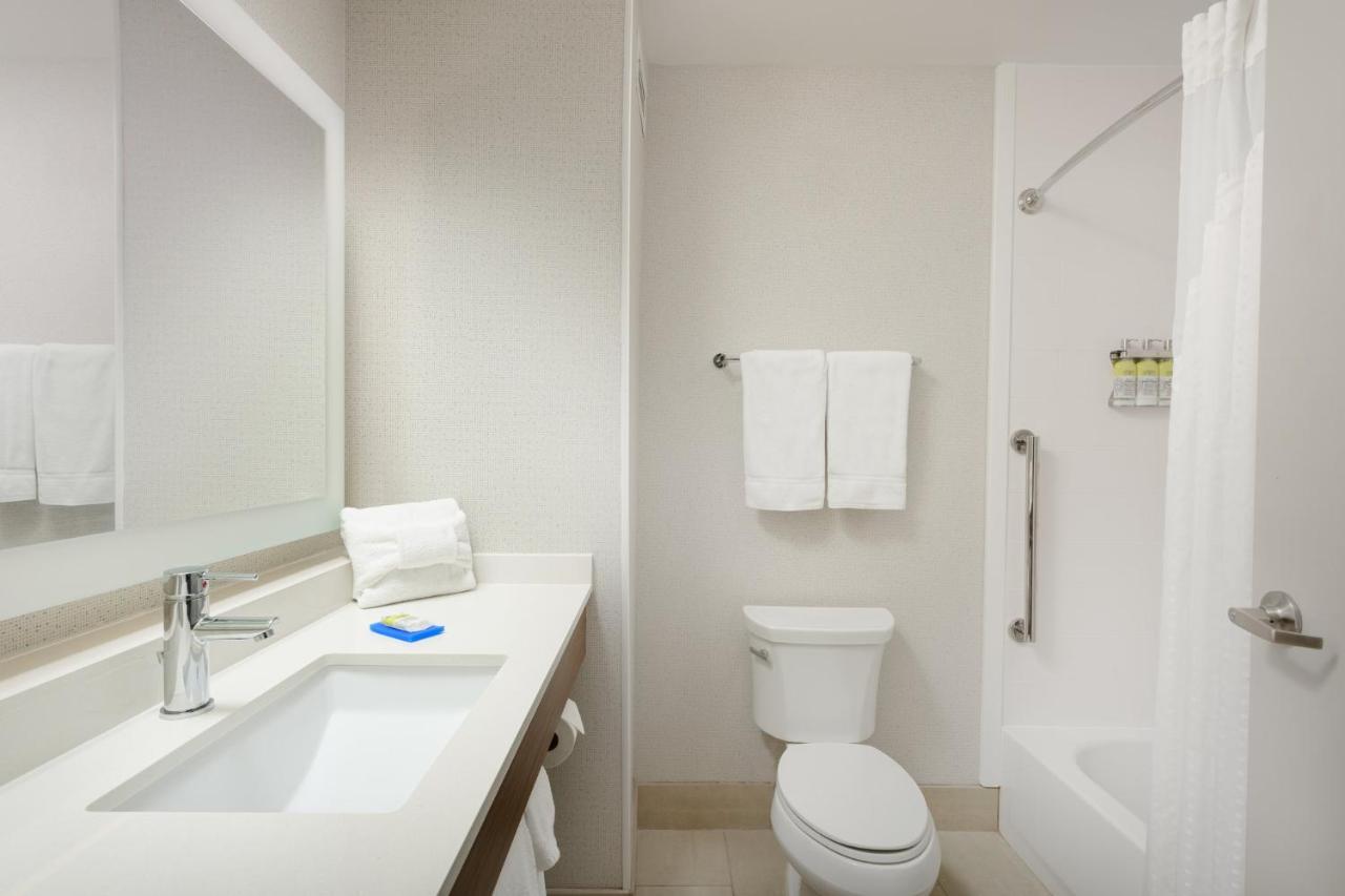 Holiday Inn Express - Tullahoma By Ihg מראה חיצוני תמונה